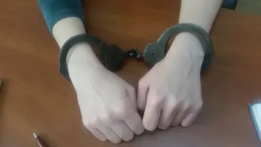 Kuratorka sądowa powiadomiła służby, a policjanci zatrzymali nietrzeźwą matkę - Aktualności Policja Małopolska