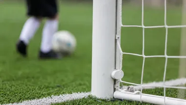 Pół miliona złotych na Orlik w Brzezince. Remont zależy od wkładu gminy