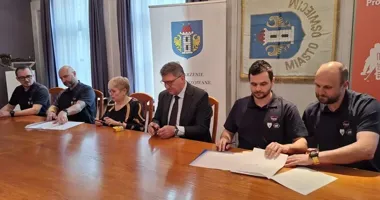 Mistrzostwa amatorów w hokeju zawitają do Oświęcimia – miasto dofinansowało turniej