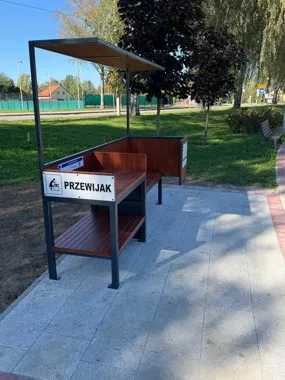 Druga ławka z przewijakiem stanęła w Oświęcimiu