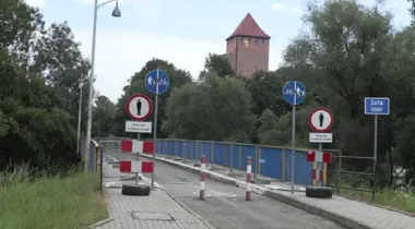Kładka przy zamku zostanie zamknięta na czas przebudowy do 2027 roku