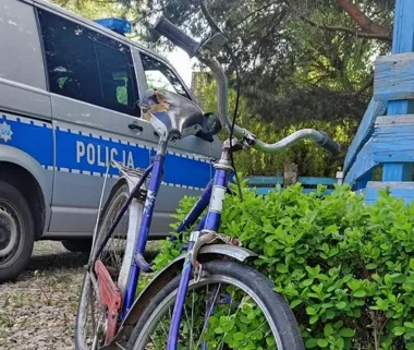 Slalomem przez Przeciszów. Dwóch rowerzystów zatrzymanych z promilami