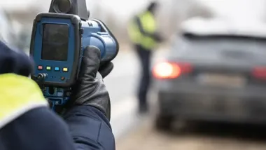Jechał 73 km/h w Oświęcimiu. Kontrola ujawniła sądowy zakaz