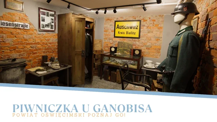 Na pierwszy dyktafon zarobił na budowie. Kolekcja pokazuje mniej znany Oświęcim